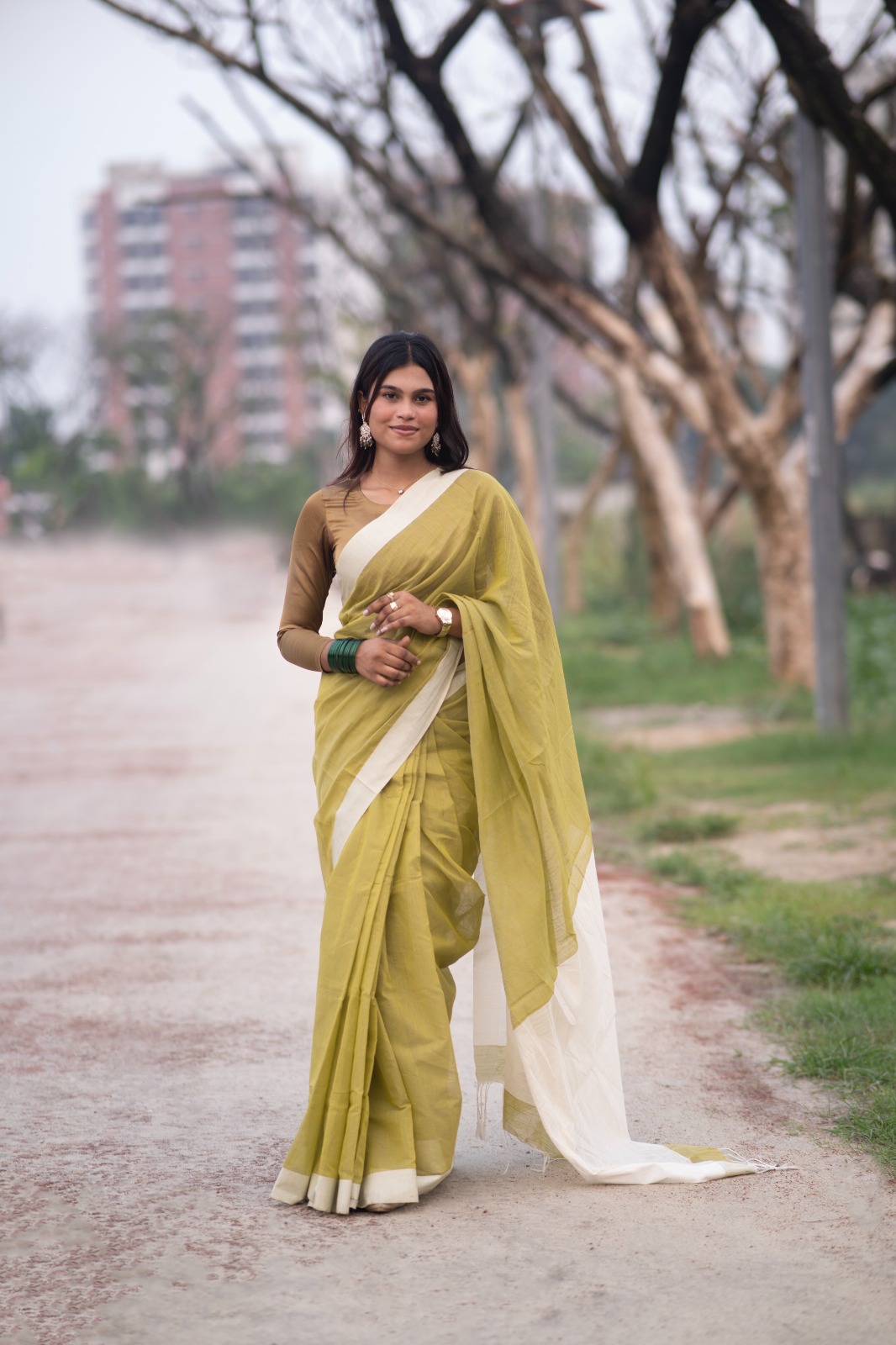 টাঙ্গাইলের তাঁতরাইলের জামদানি শাড়ী